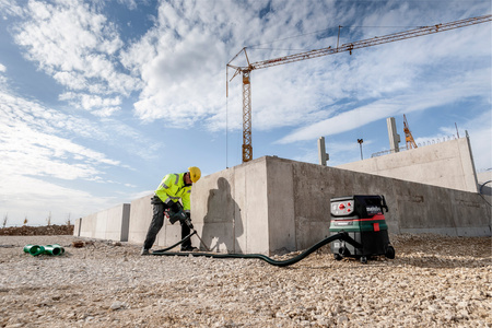 Młot akumulatorowy Metabo KHA 18 LTX BL 40 (600752840)