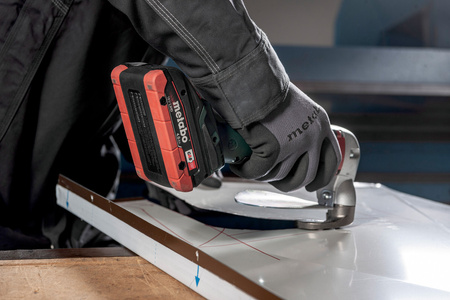 Akumulatorowe nożyce do blachy Metabo SCV 18 LTX BL 1.6 (601615840)