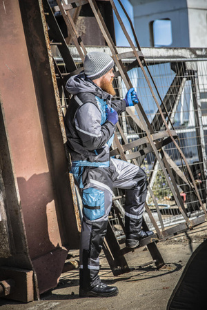 Czapka akrylowa ocieplana LAHTI PRO