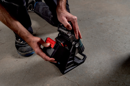 Akumulatorowy reflektor budowlany Metabo BSA 18 LED 4000 (601505850)