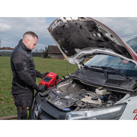 Urządzenie rozruchowe M18 JS2000-0 Milwaukee 4933498026