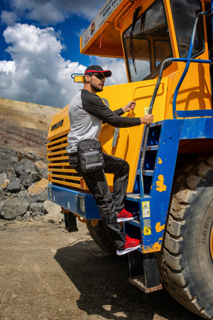 Półbuty z dzianiny 3D czerwono - czarne 40