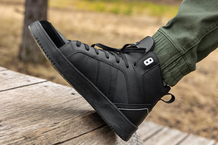 Trzewiki skórzane za kostkę Lahti Pro L3012939 czarne, rozmiar 39