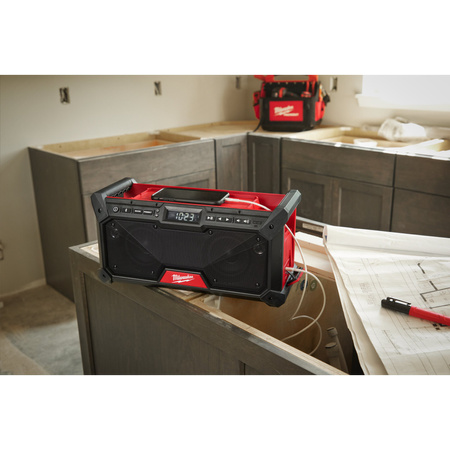 Radio akumulatorowe AC/DC USB tuner cyfrowy M18RADDAB+G2-0  Milwaukee 4933492344