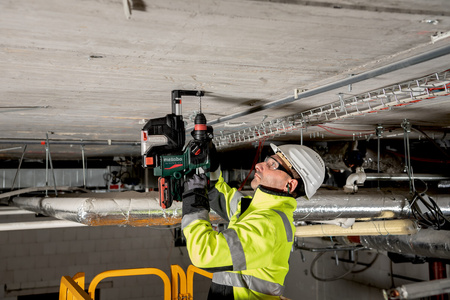 Młot akumulatorowy Metabo KH 18 LTX BL 24 Q (601714800) 
