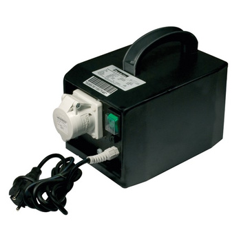 Transformator separujący 230V Makita P-67016