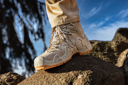 Trzewiki robocze trekkingowe zamszowe L3012639 Lahti Pro beżowe, rozmiar 39