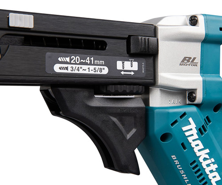 Wkrętarka z magazynkiem 18V Makita DFR452Z