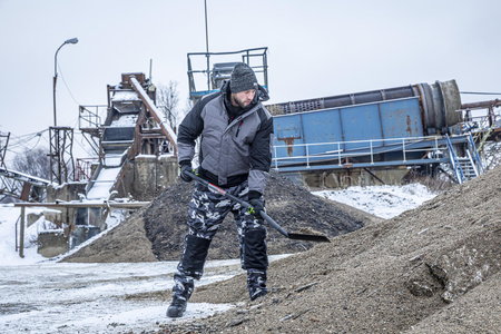 Spodnie bojówki Slim Fit Lahti Pro moro, rozmiar 3XL