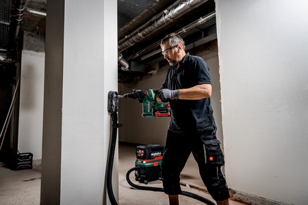 Młot akumulatorowy Metabo KH 18 LTX BL 35 Q (600813840)