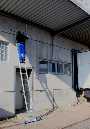 Uniwersalna drabina przegubowa ze szczeblami KRAUSE Stabilo 5,50m 4x4