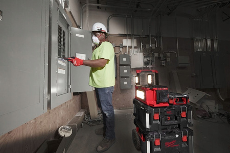 Lampa strefowa PACKOUT 18V 3000lm Milwaukee M18POALC-0