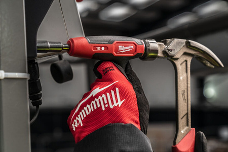 Zestaw kluczy nasadowych z uchwytem typu Comfort Grip Milwaukee 7 szt. 4932498704