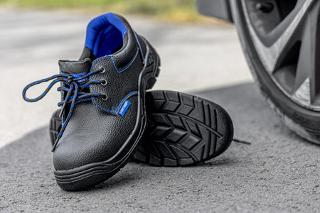 Półbuty Lahti Pro rozm. 39