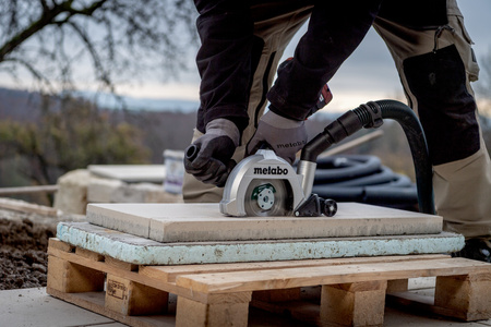 Akumulatorowa szlifierka kątowa Metabo WVB 18 LTX BL 15-125 Quick (601731840)