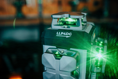 Laser krzyżowy 4D zielony Stalco LLP4DG