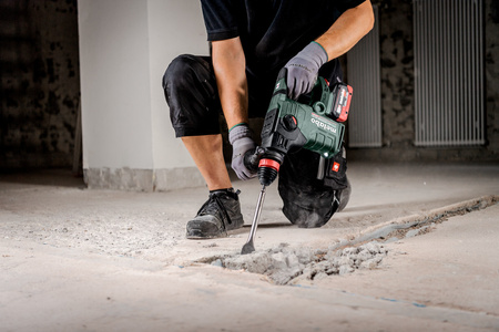 Młot akumulatorowy Metabo KH 18 LTX BL 35 Q (600813840)