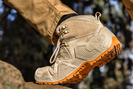 Trzewiki robocze trekkingowe zamszowe L3012647 Lahti Pro beżowe, rozmiar 47