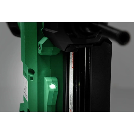 18 V bezszczotkowa gwoździarka do betonu do ścianek lekkich z gwoździami do 40 mm