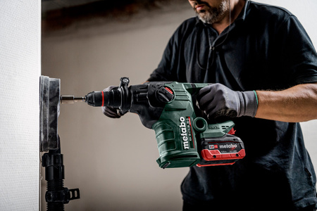 Młot akumulatorowy Metabo KH 18 LTX BL 35 Q (600813840)