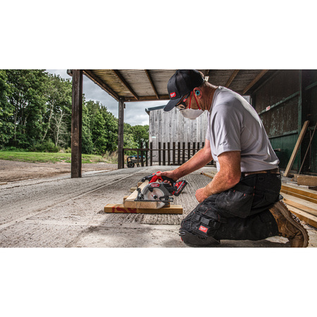 Kompaktowa piła tarczowa M18 FUEL™ M18 FCS552-0X Milwaukee 4933493588