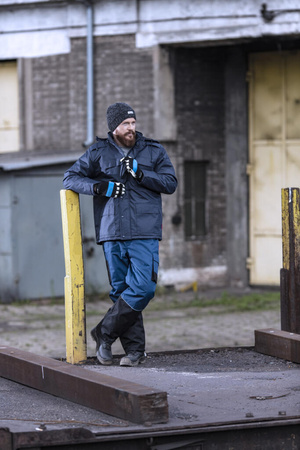 Trzewiki trekkingowe śniegowce bez podnoska Lahti Pro czarne, rozmiar 46