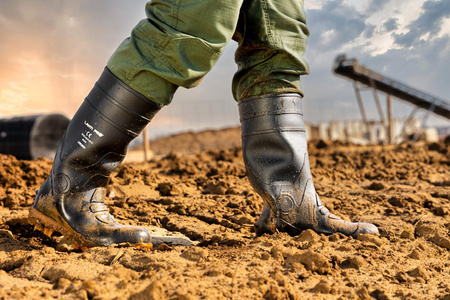 Kalosze ochronne wysokie bez podnoska Lahti Pro czarne, rozmiar 40